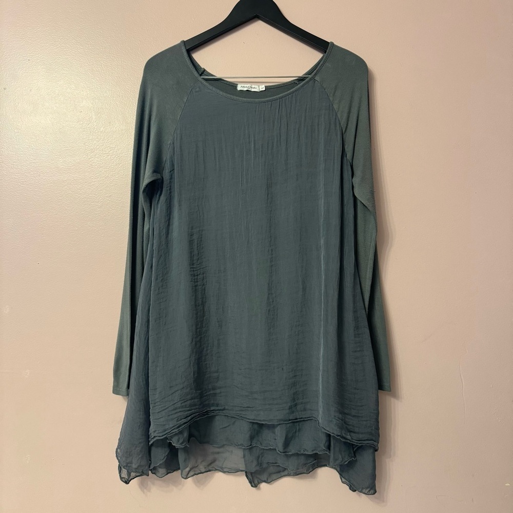 Relaxed Long-Sleeve Tunic with Layered Hem - Slate Gray